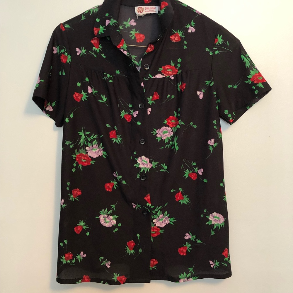 Vintage bryn mawr black flowered top